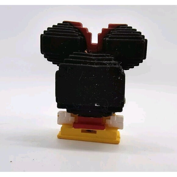 Disney Doorables Pixel Perfect Special Edition 8-bit Minnie Mouse - Picture 4 of 7